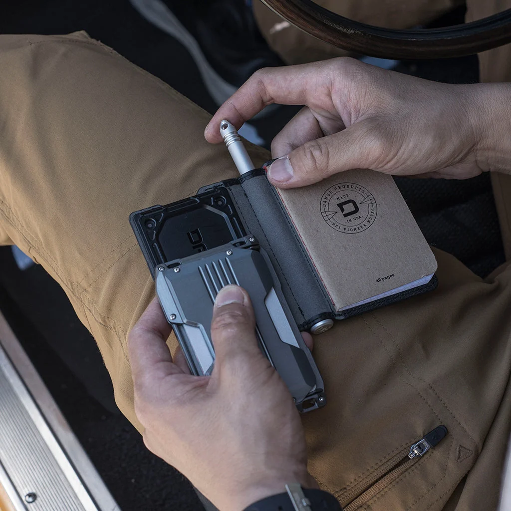 A10 ADAPT™ BIFOLD PEN WALLET - Image 6