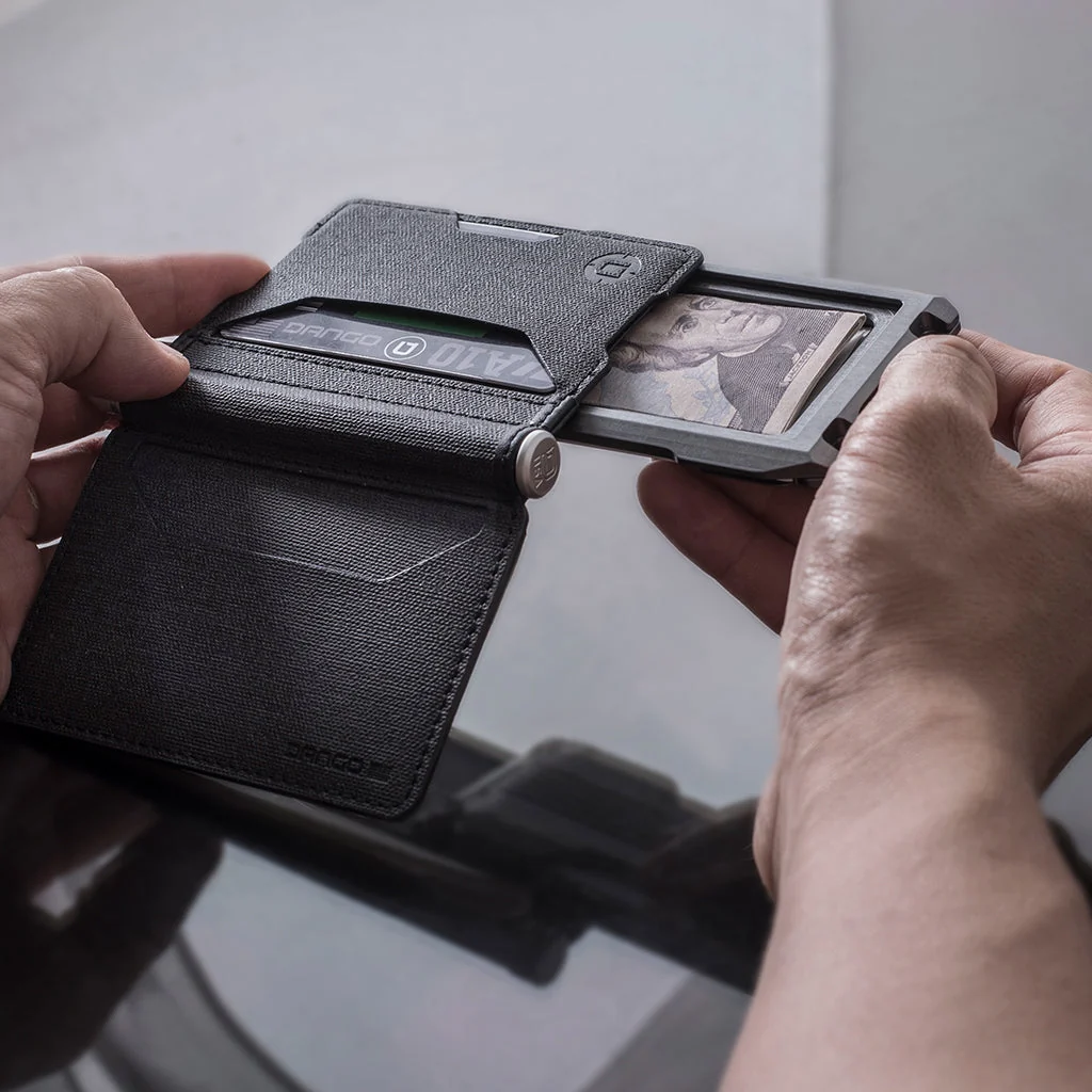 A10 ADAPT™ BIFOLD WALLET - Image 9